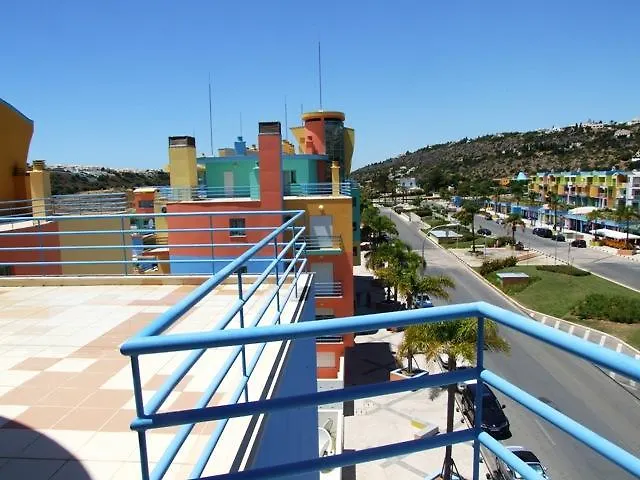 Penthouse Marina 公寓 *